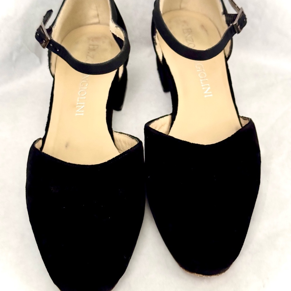 Enzo Angiolini Black Velvet Sandals - Picture 4 of 16